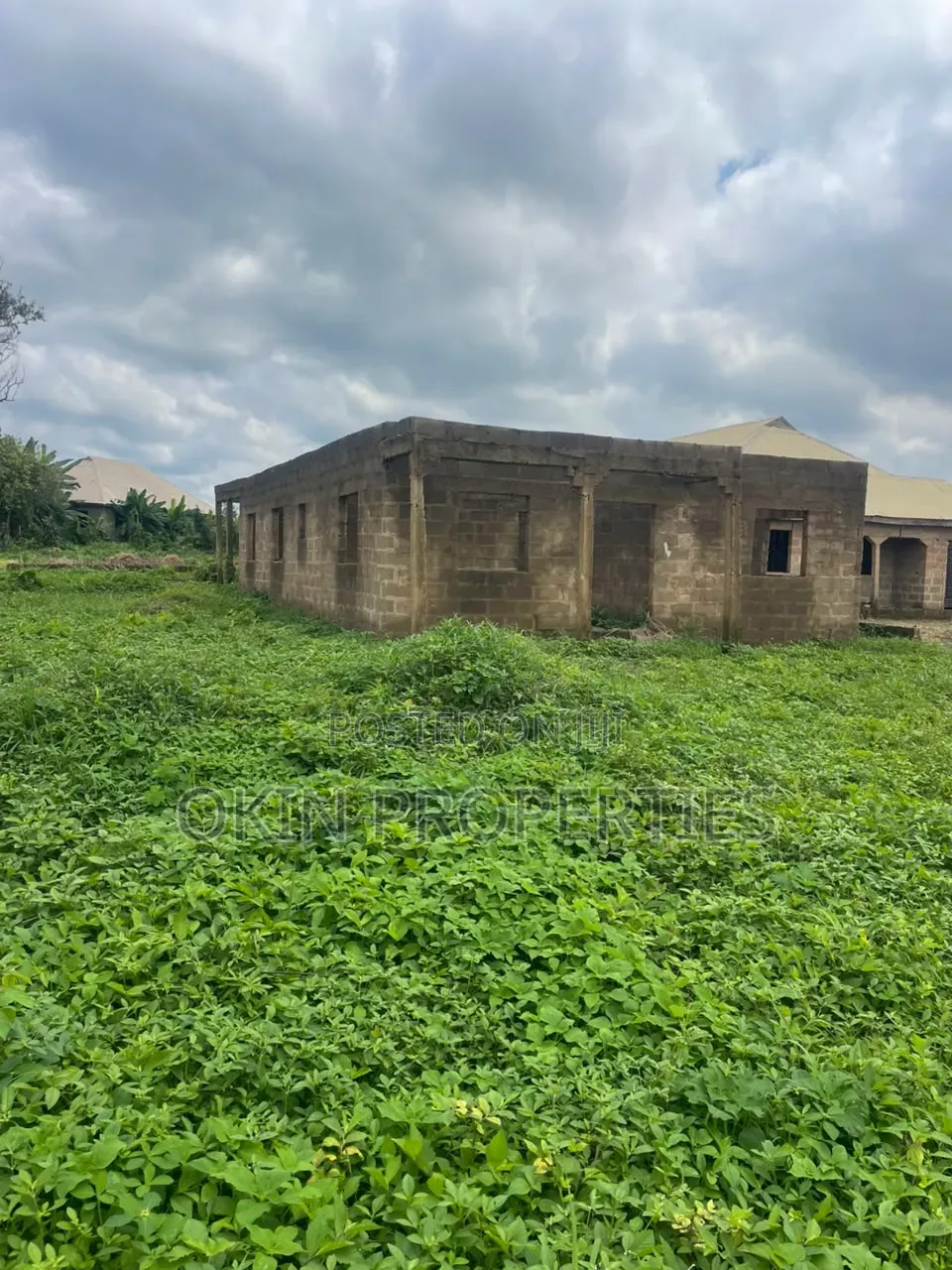 Two Plots With Uncompleted Flats in Osogbo