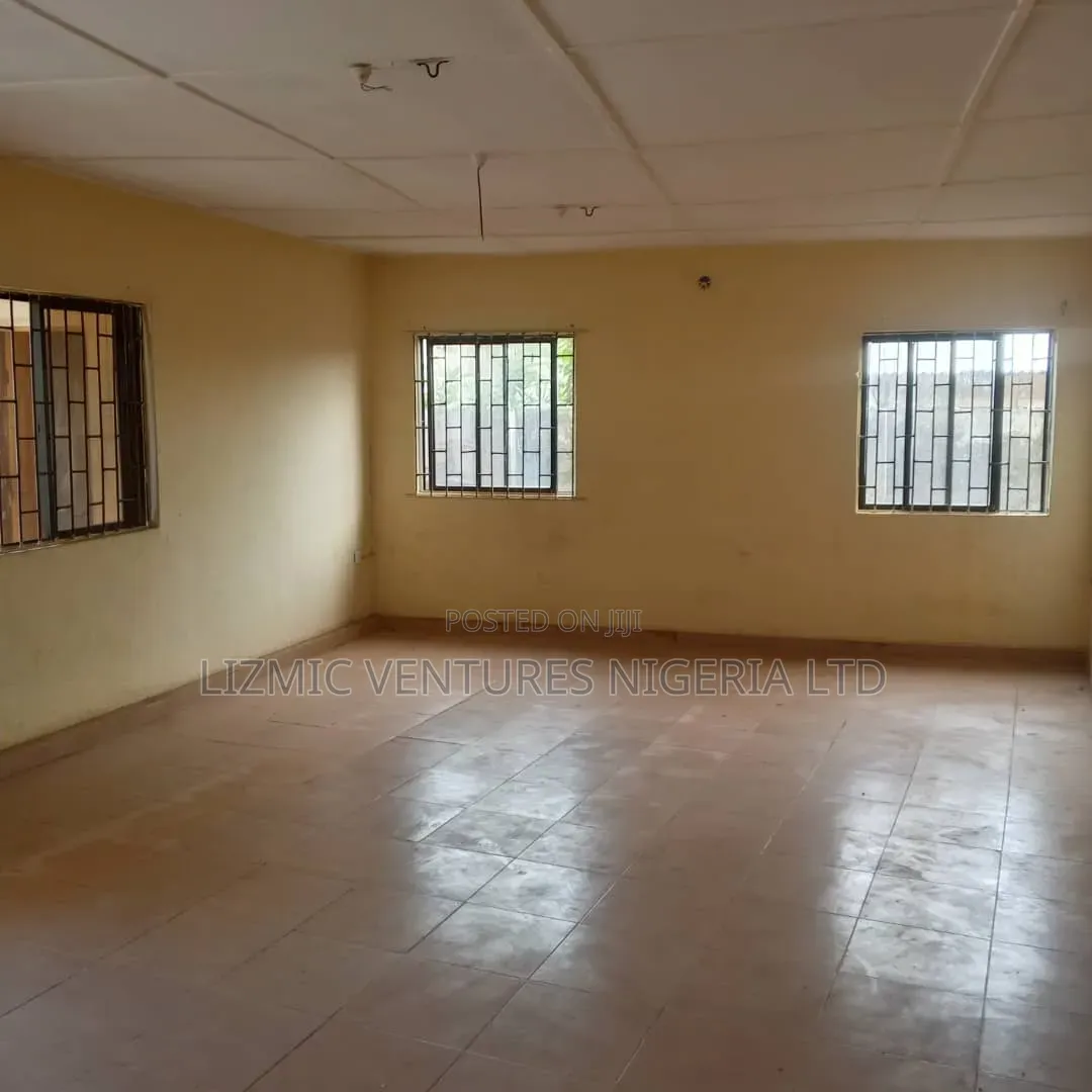 Furnished 3bdrm Apartment in Agric Road, Igando / Ikotun/Igando in Igando / Ikotun/Igando
