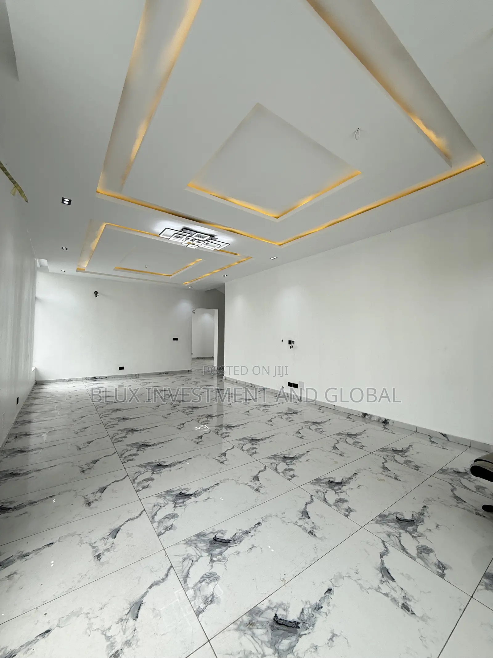 4bdrm Duplex in Royal Garden Estate, Lekki Phase 2 for sale in Lekki Phase 2