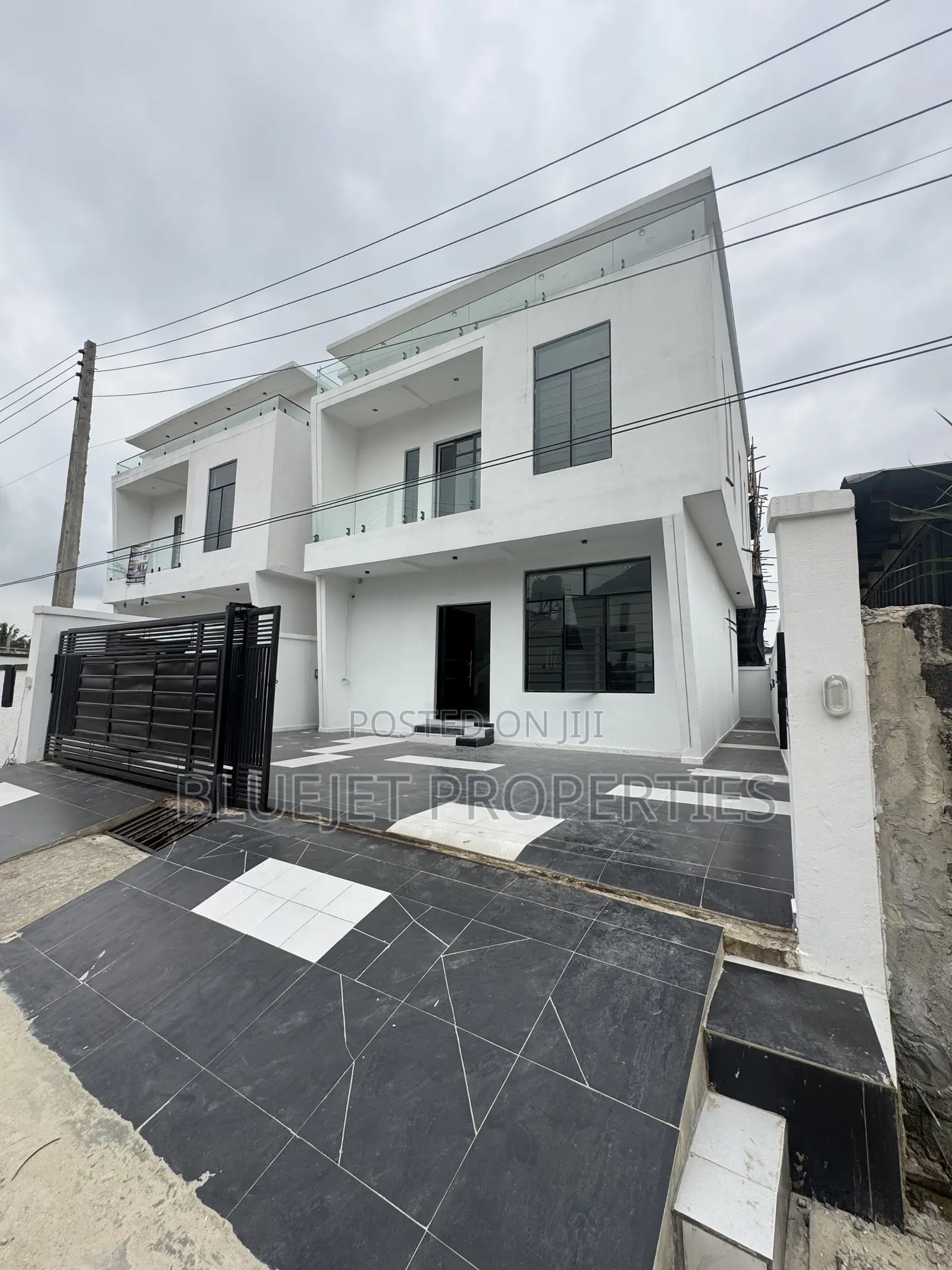 4bdrm Duplex in Sangotedo for sale in Sangotedo