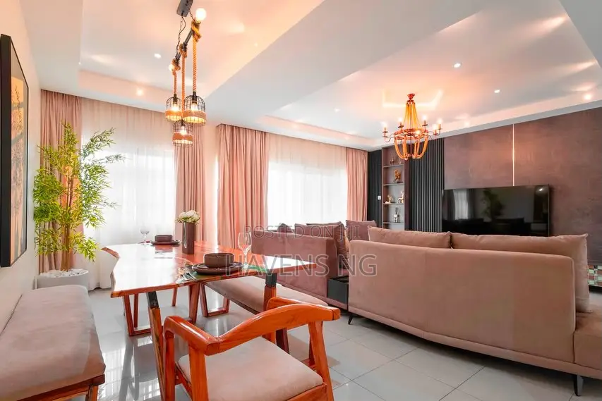 Luxury 3-Bedroom Apartment in Awolowo Road