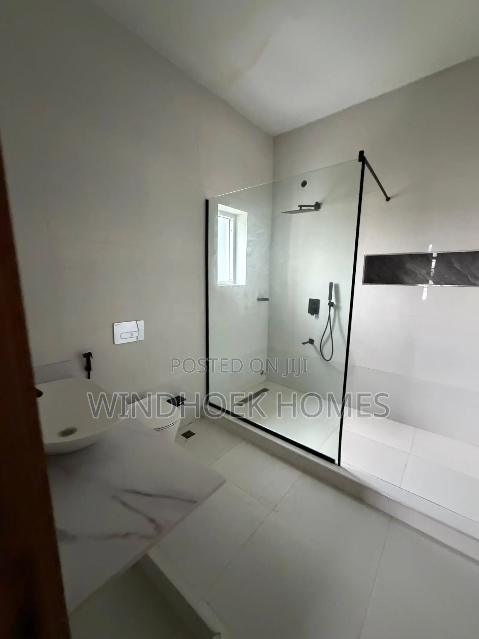 5bdrm Duplex in Jahi for sale in Jahi