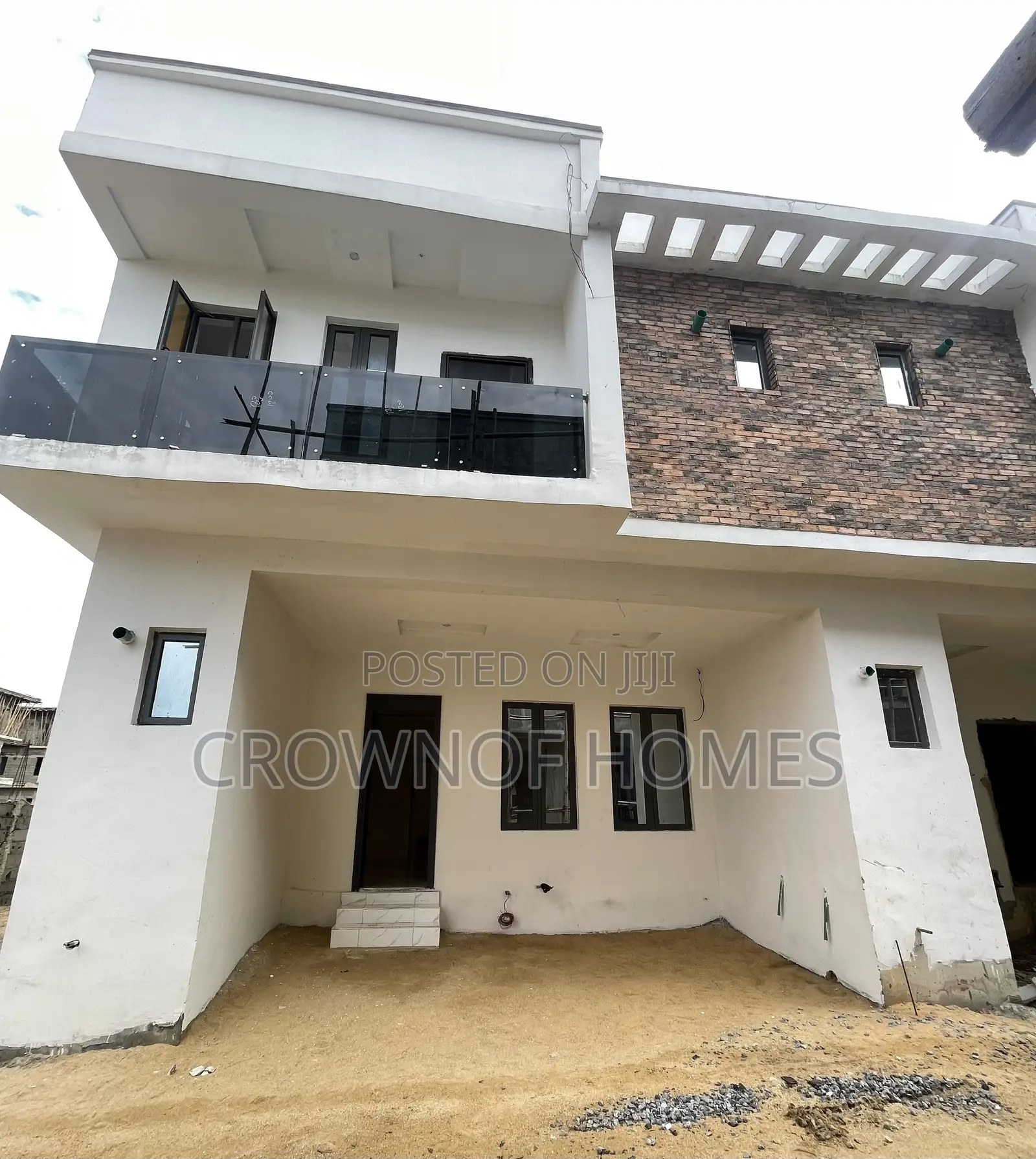 3bdrm Duplex in Abraham Adesanya Estate for sale in Abraham Adesanya Estate