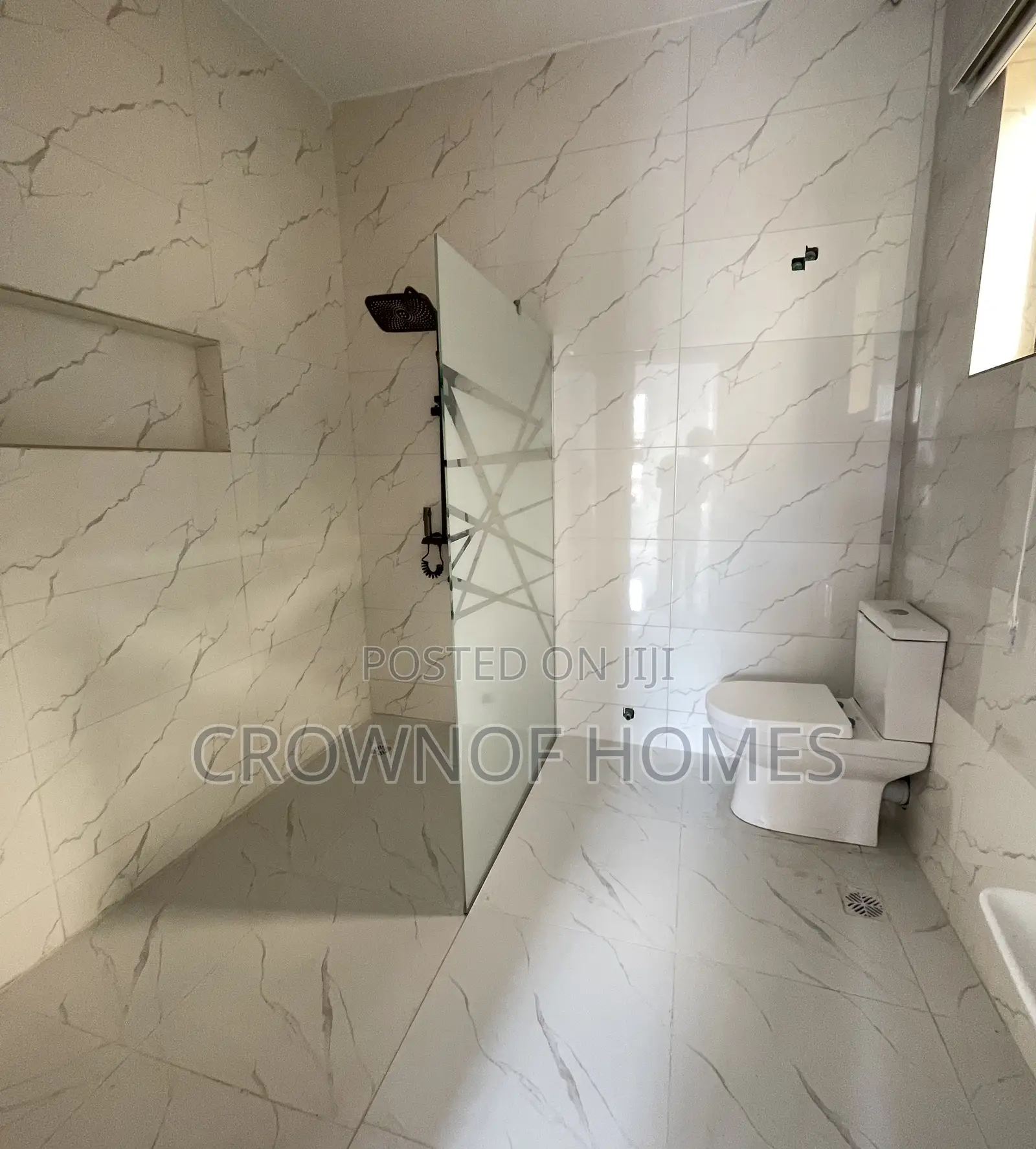3bdrm Duplex in Abraham Adesanya Estate for sale in Abraham Adesanya Estate