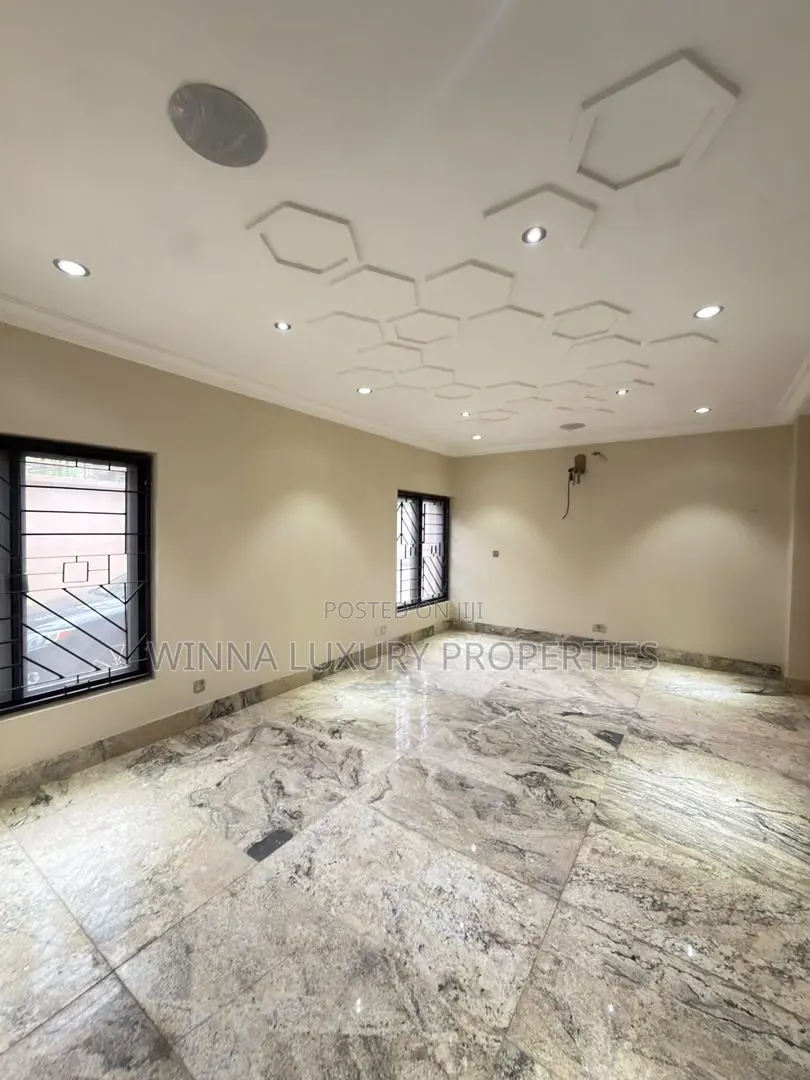 4bdrm Townhouse/Terrace in Jabi Main for sale in Jabi