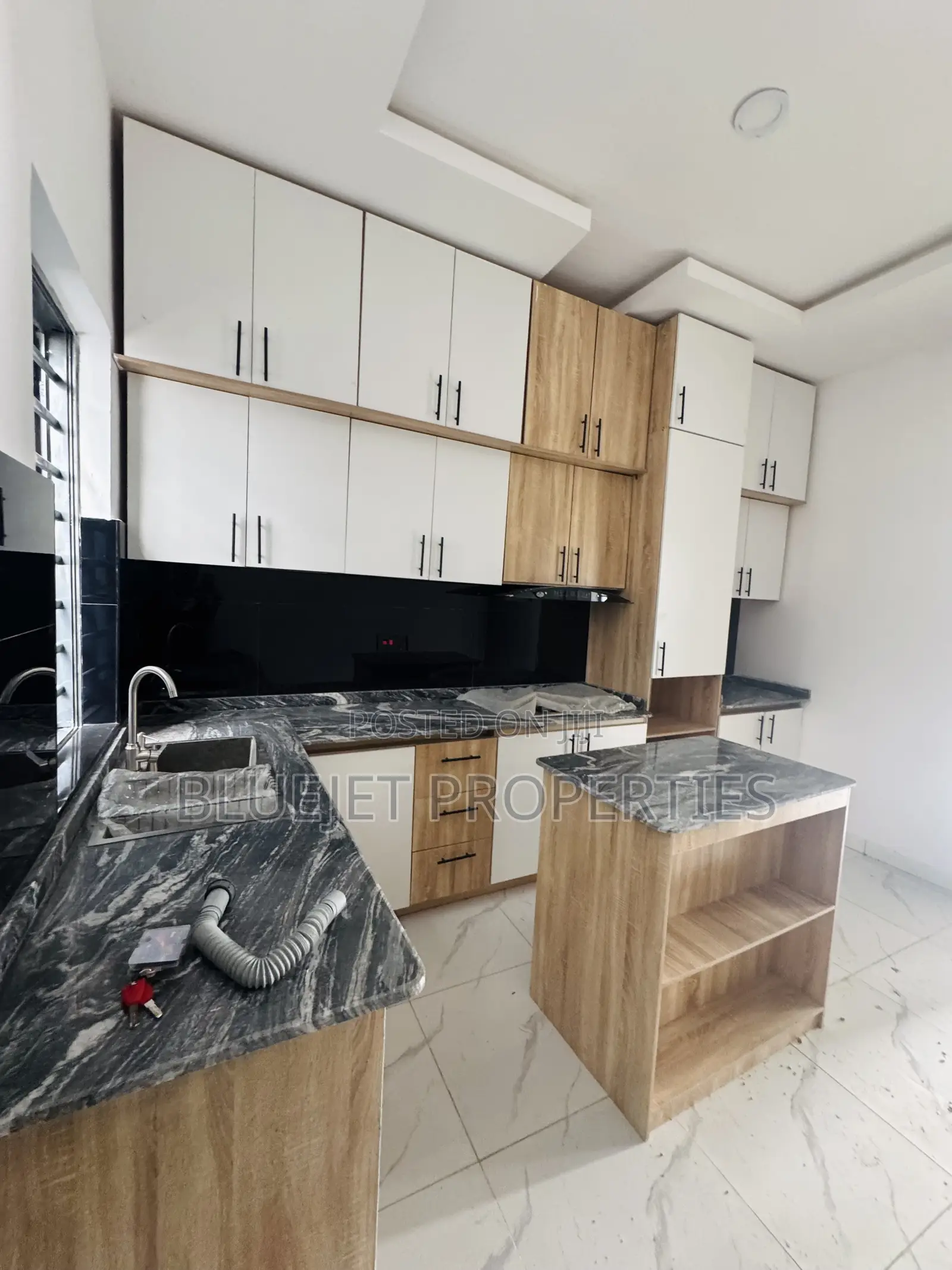 4bdrm Duplex in Abraham Adesanya Estate for sale in Abraham Adesanya Estate