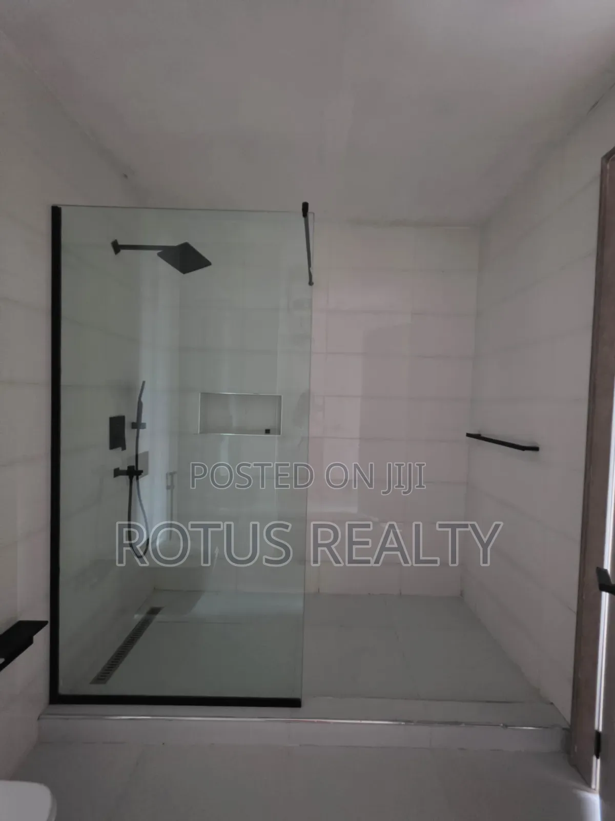 2bdrm Apartment in Lekki Phase 1 for sale in Lekki Phase 1
