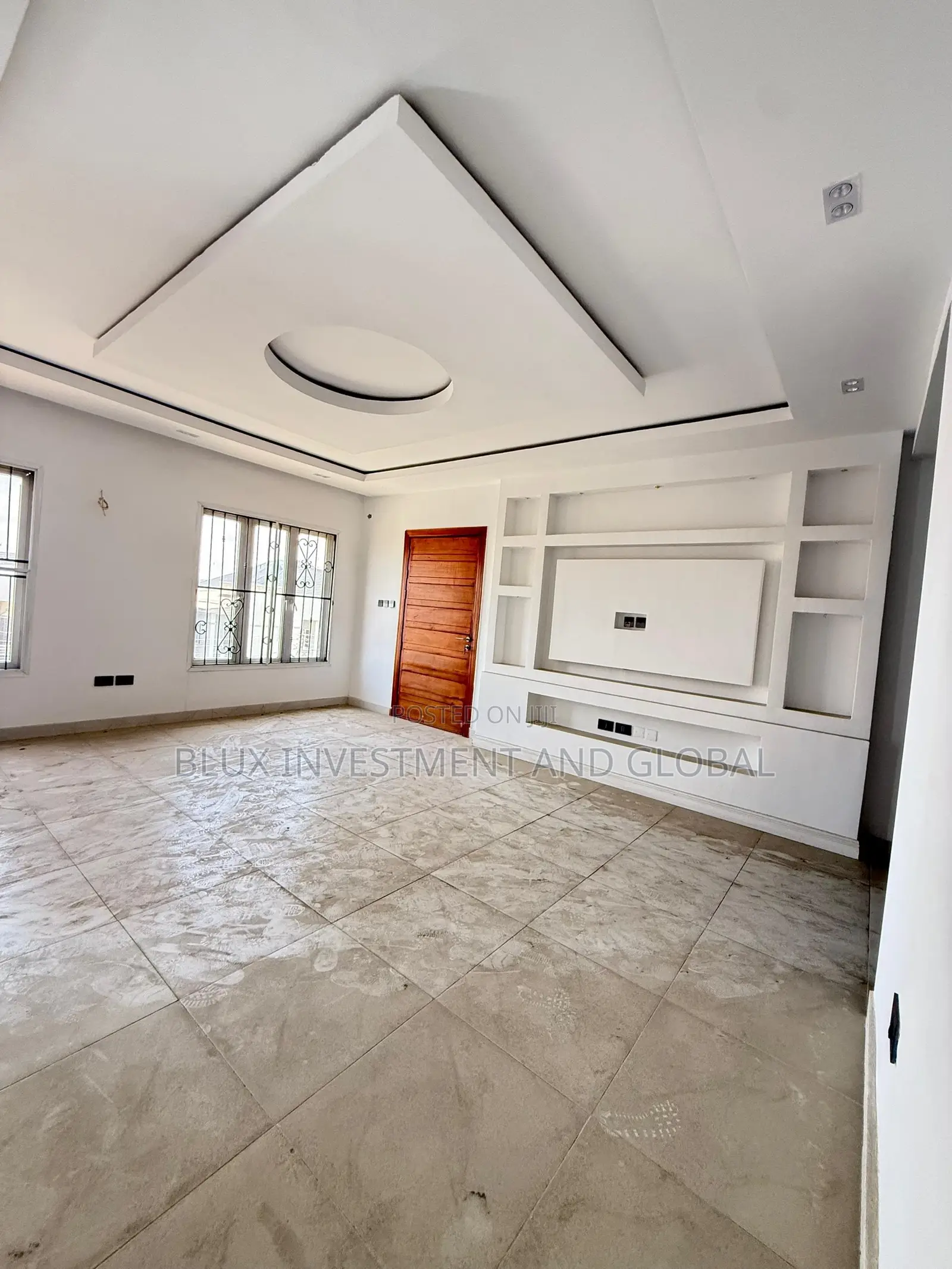 5bdrm Maisonette in An Access Code, Victoria Island for sale in Victoria Island