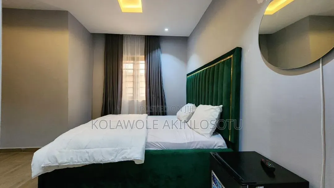 2bdrm Bungalow in Golden Palace for sale in Epe