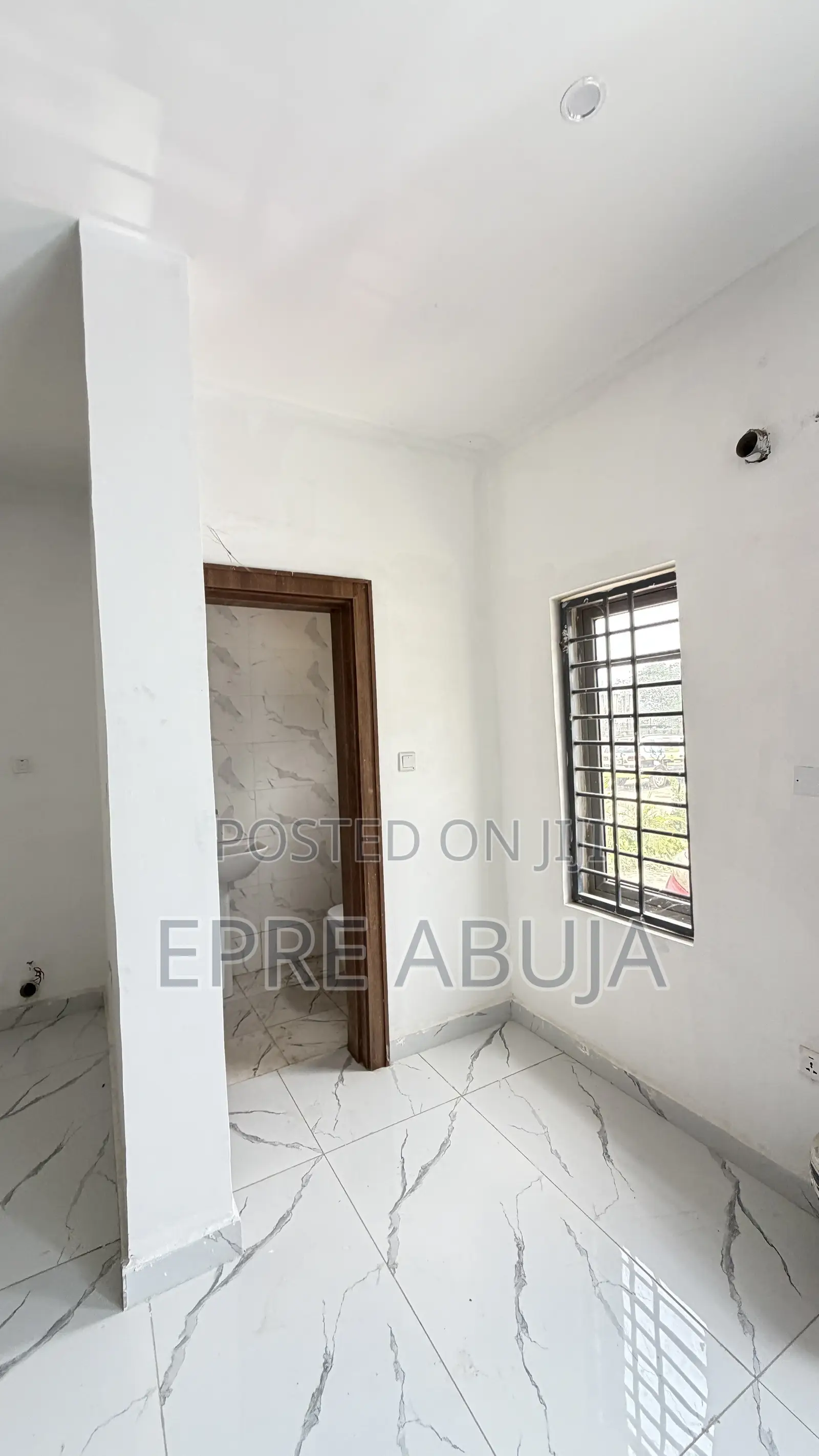 4bdrm Townhouse/Terrace in Idu for sale in Idu