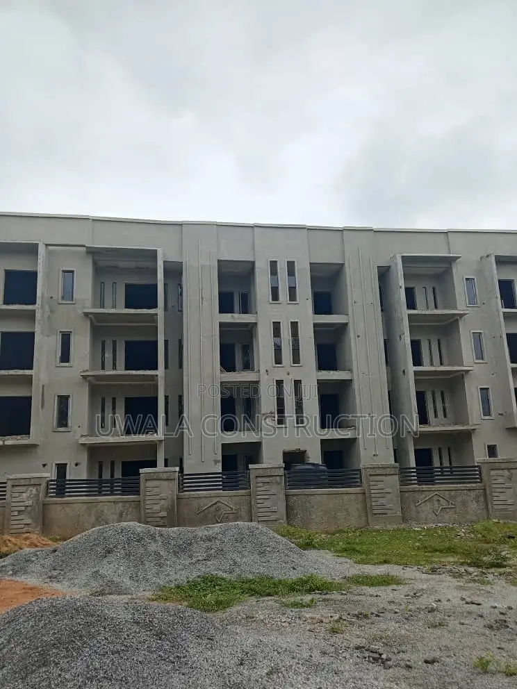 3bdrm Apartment in Idu Industrial for sale in Idu Industrial