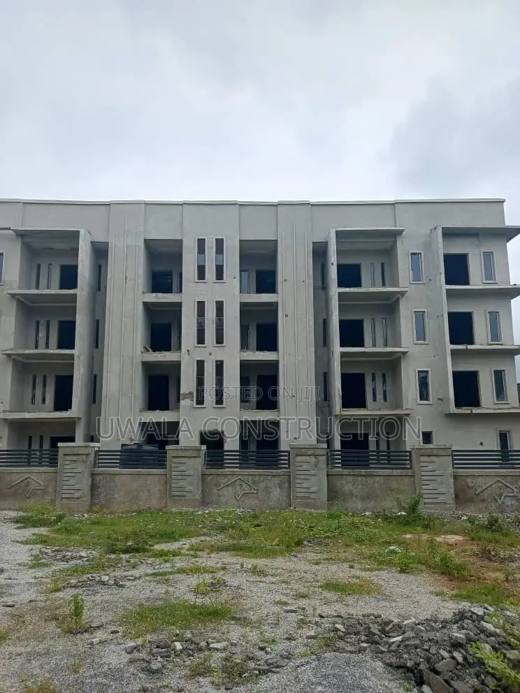 3bdrm Apartment in Idu Industrial for sale in Idu Industrial