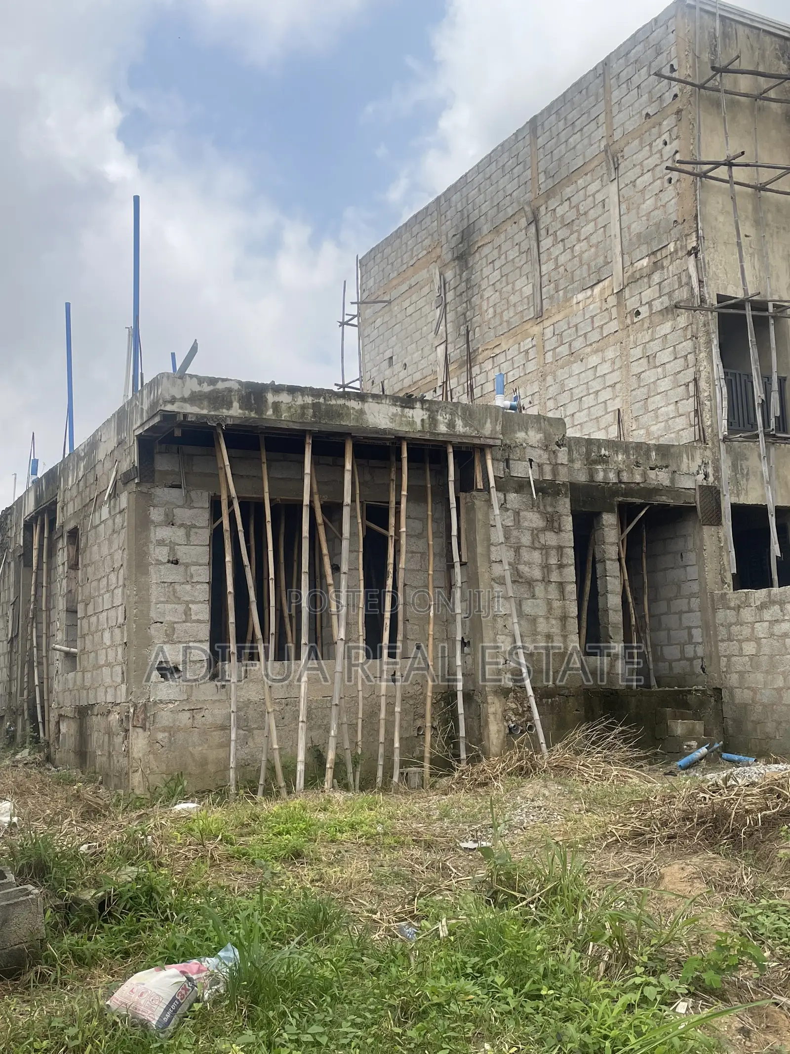 4bdrm Duplex in Ochacho Estate, Life Camp for sale in Life Camp