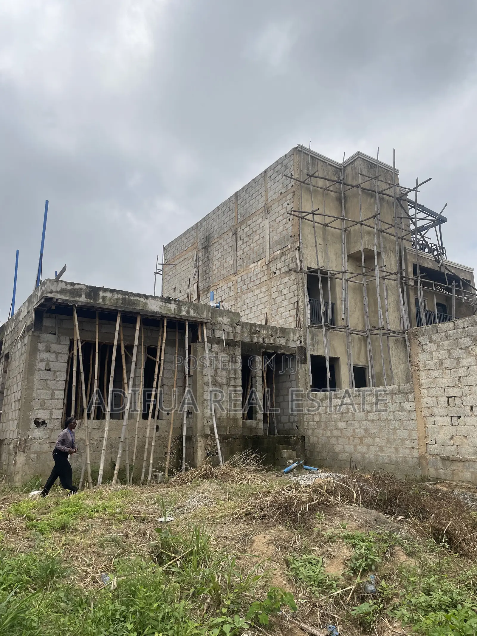 4bdrm Duplex in Ochacho Estate, Life Camp for sale in Life Camp