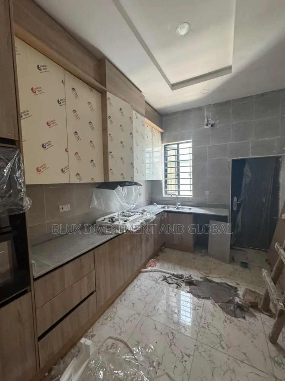 4bdrm Duplex in Ikota Extension for sale in Ikota