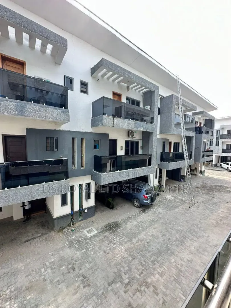 2bdrm Block of Flats in Ikate for sale in Ikate