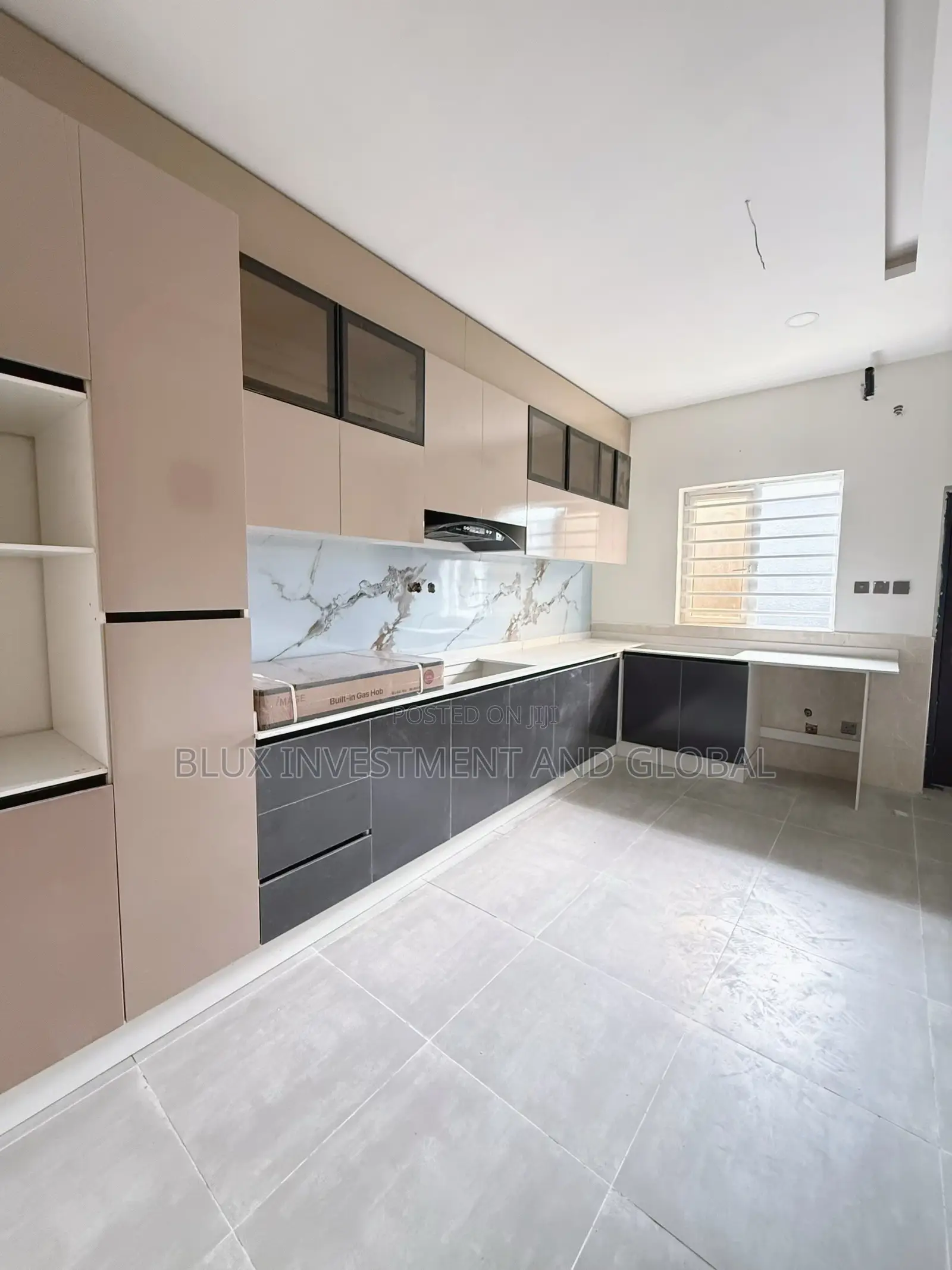 4bdrm Duplex in Off Ogombo Road, Lekki Phase 2 for sale in Lekki Phase 2