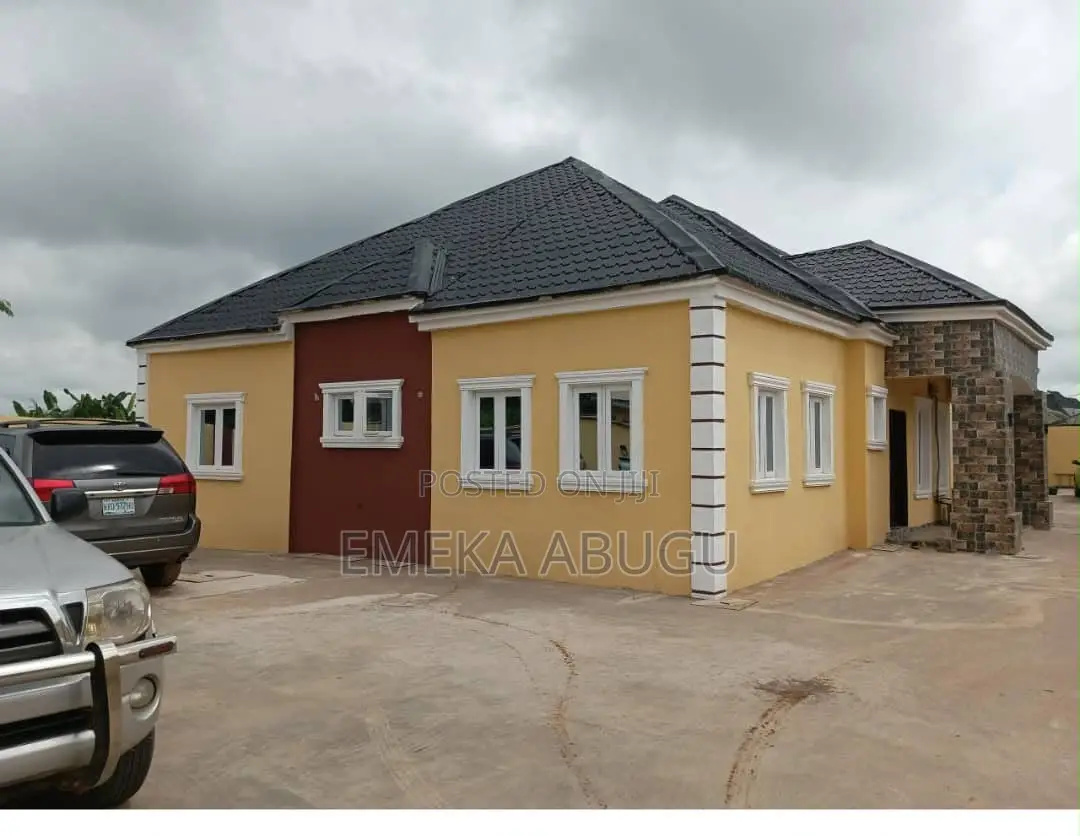3bdrm Block of Flats in Ido for sale in Ido