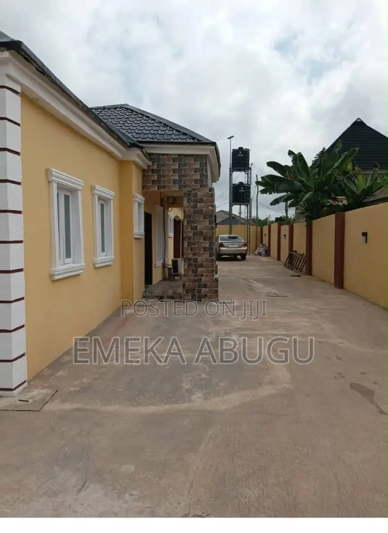 3bdrm Block of Flats in Ido for sale in Ido