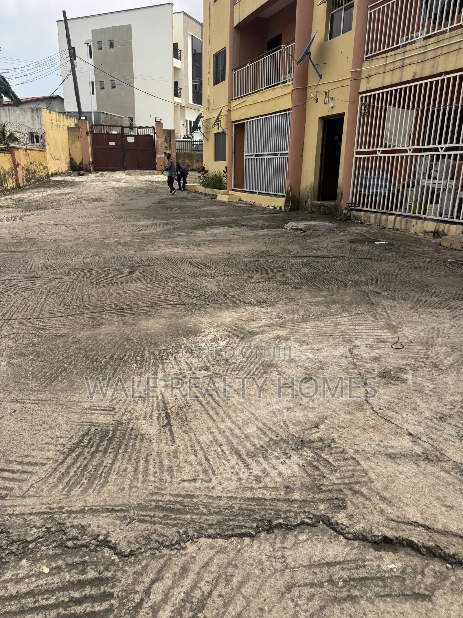 3bdrm Block of Flats in Wuse for rent in Zone 6 / Wuse