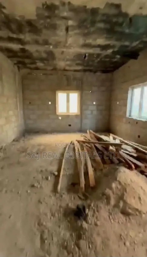 Fully Detached 4 Bedroom Duplex ( Carcass) in FHA