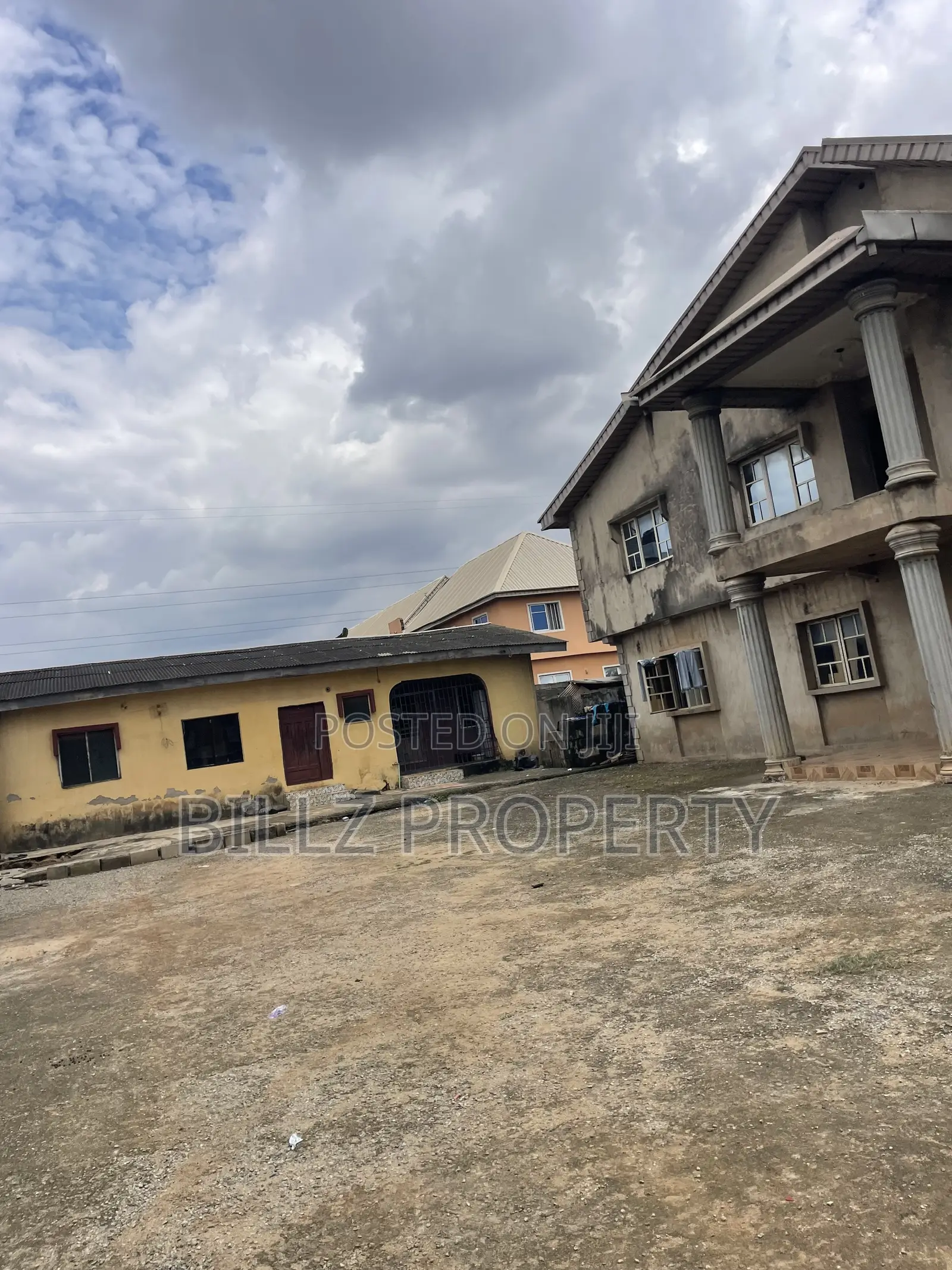 5bdrm Block of Flats in Area1 Estate, Abule Egba for sale in Abule Egba