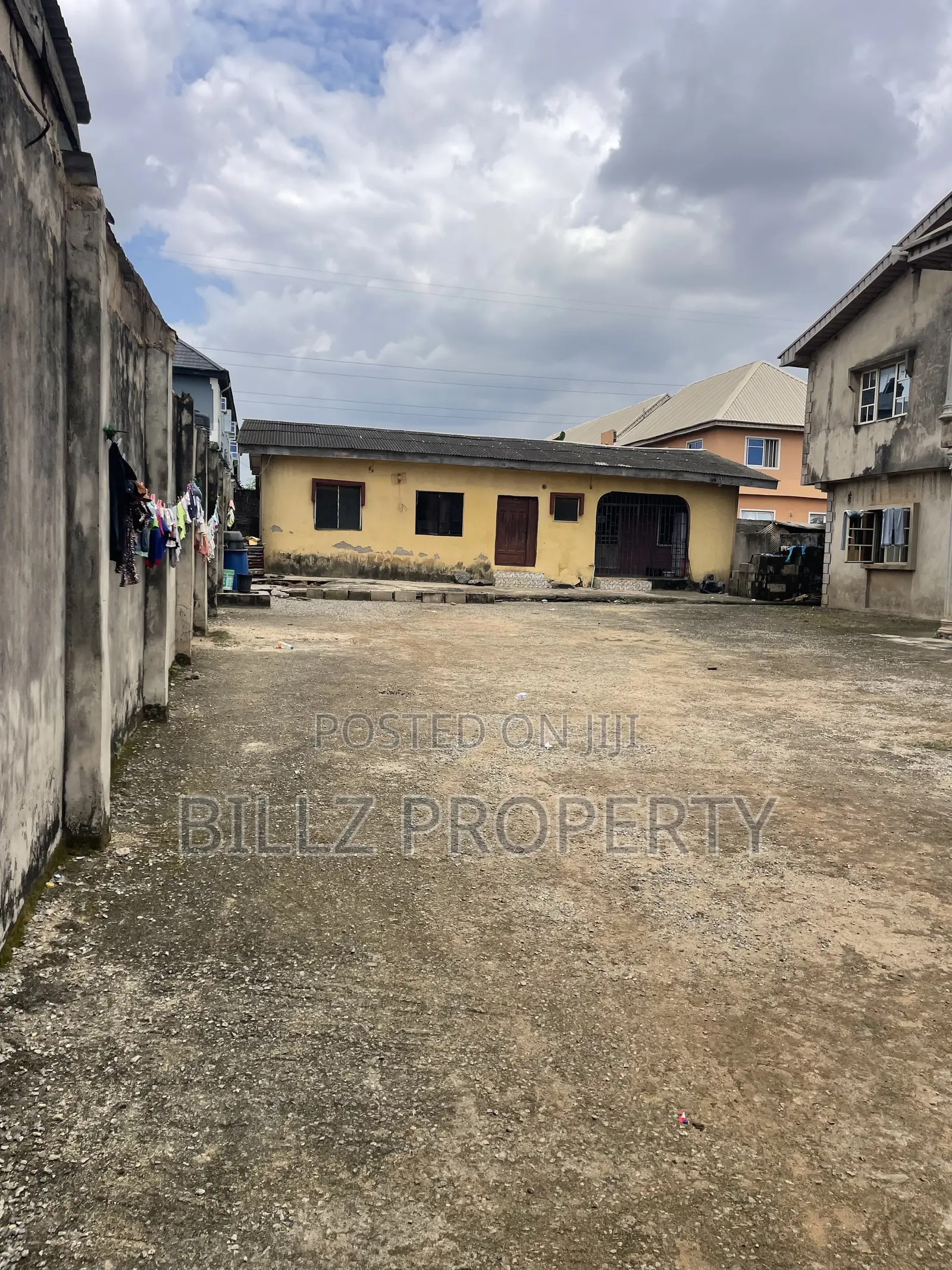 5bdrm Block of Flats in Area1 Estate, Abule Egba for sale in Abule Egba
