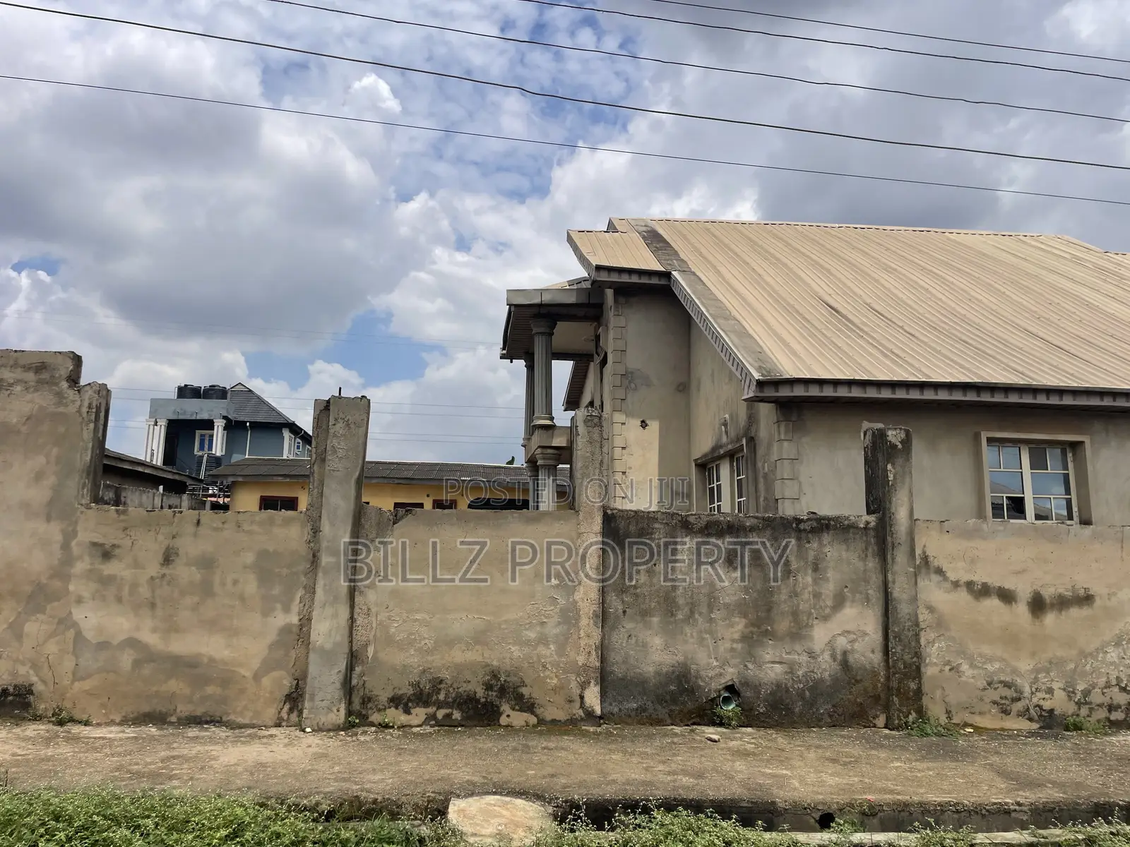 5bdrm Block of Flats in Area1 Estate, Abule Egba for sale in Abule Egba