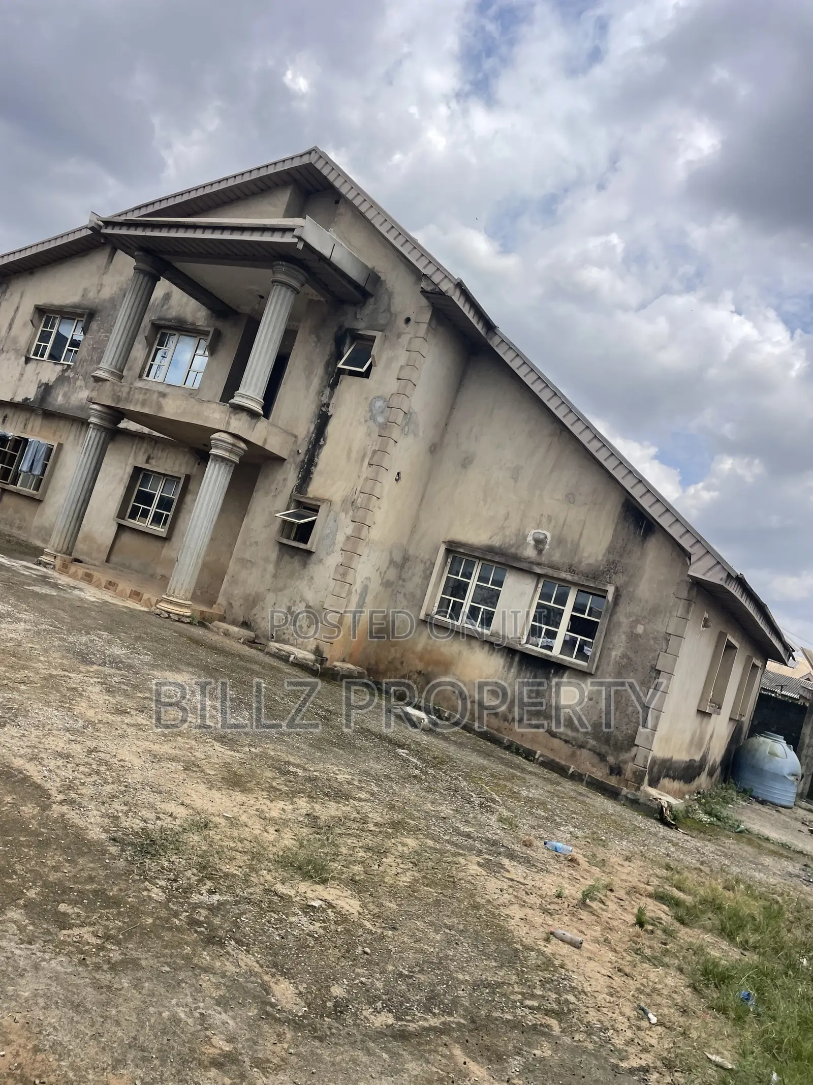5bdrm Block of Flats in Area1 Estate, Abule Egba for sale in Abule Egba