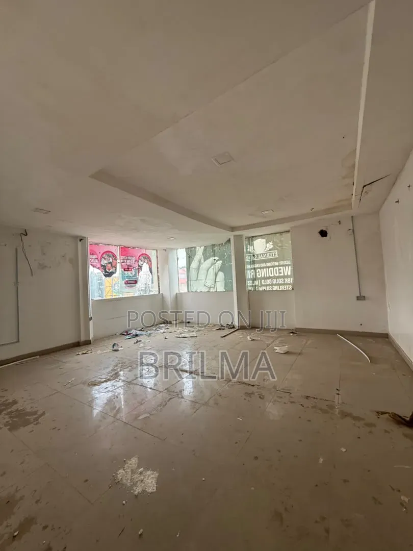 100sqm of Office and Shop Space in Wuse 2 for Rent in Wuse 2