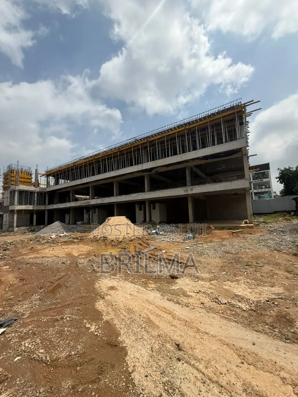 40Sqm Office and Shop Space in Wuse 2 for Sale in Wuse 2