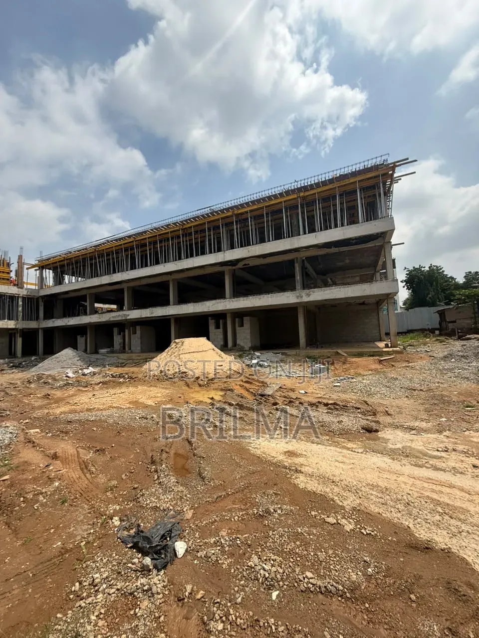 40Sqm Office and Shop Space in Wuse 2 for Sale in Wuse 2