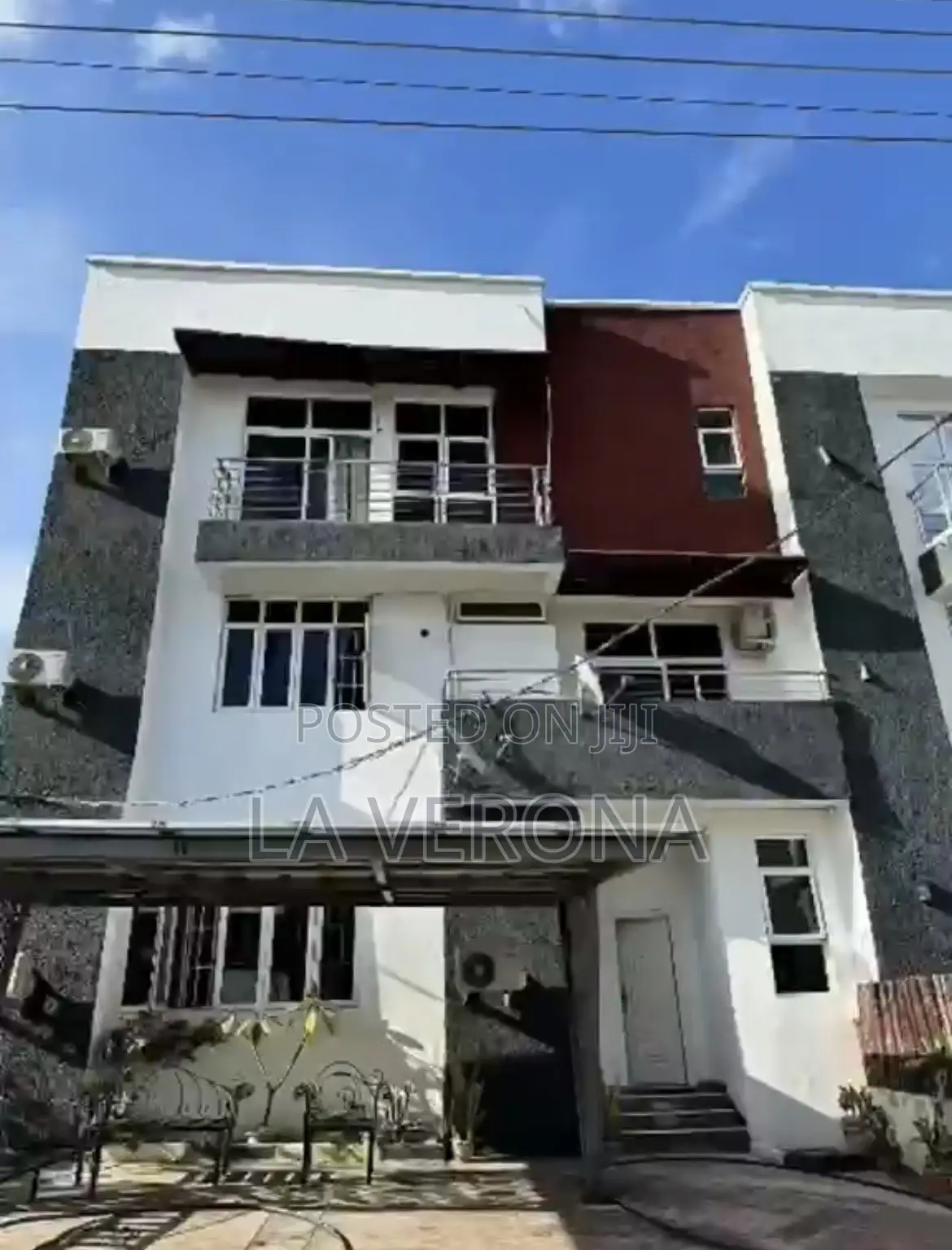 Furnished 4bdrm Duplex in Gwarinpa District for sale in Gwarinpa