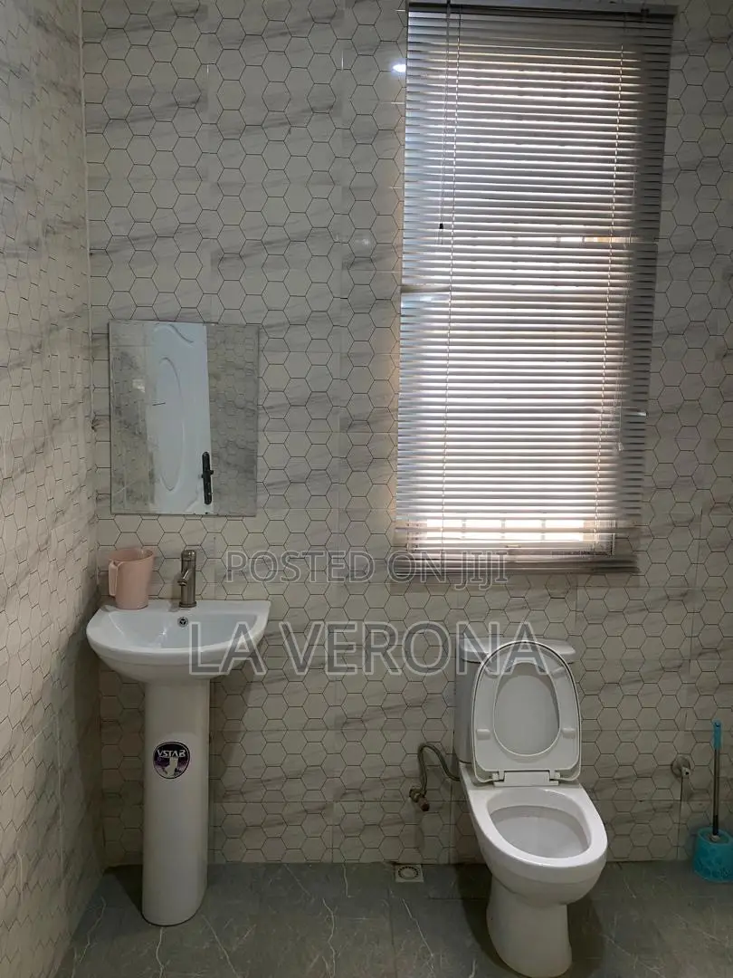 Furnished 4bdrm Duplex in Gwarinpa District for sale in Gwarinpa
