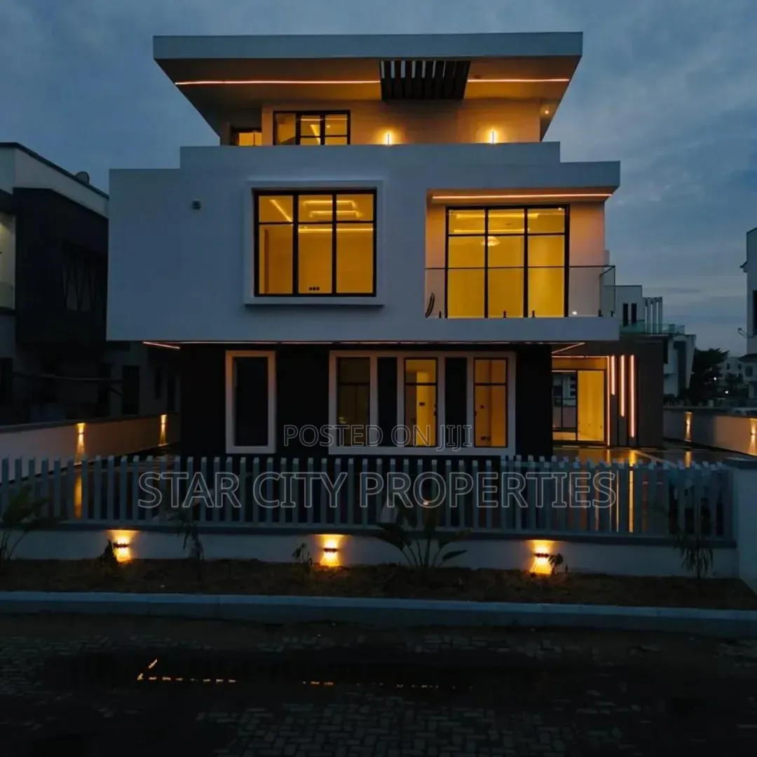 5bdrm Duplex in Lakeview 2 Estate for sale in Lekki Expressway