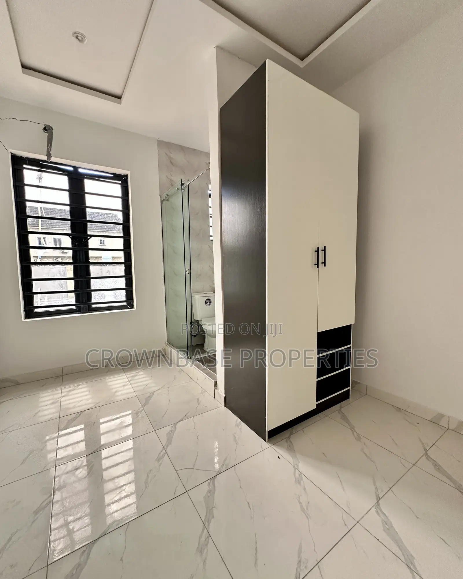 4bdrm Duplex in Ogombo for sale in Ogombo