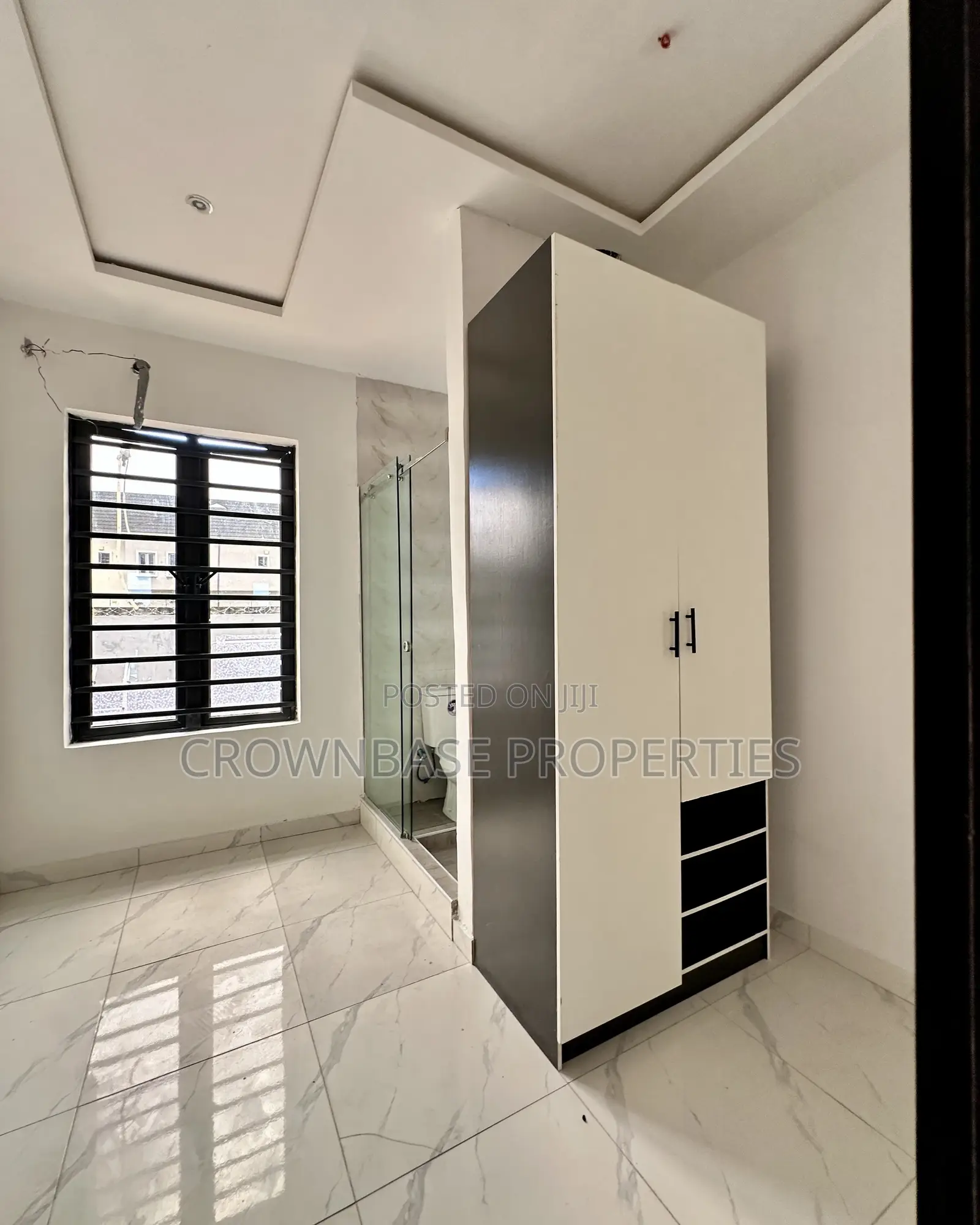 4bdrm Duplex in Ogombo for sale in Ogombo