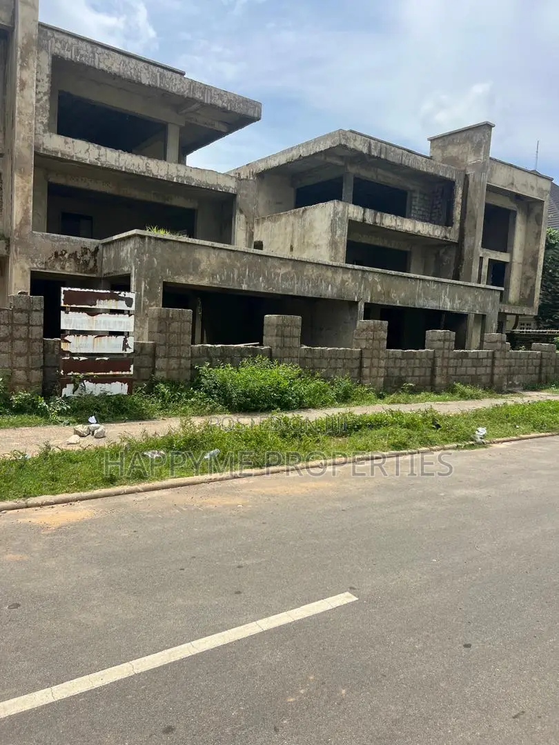 6bdrm Duplex in Asokoro for sale in Asokoro