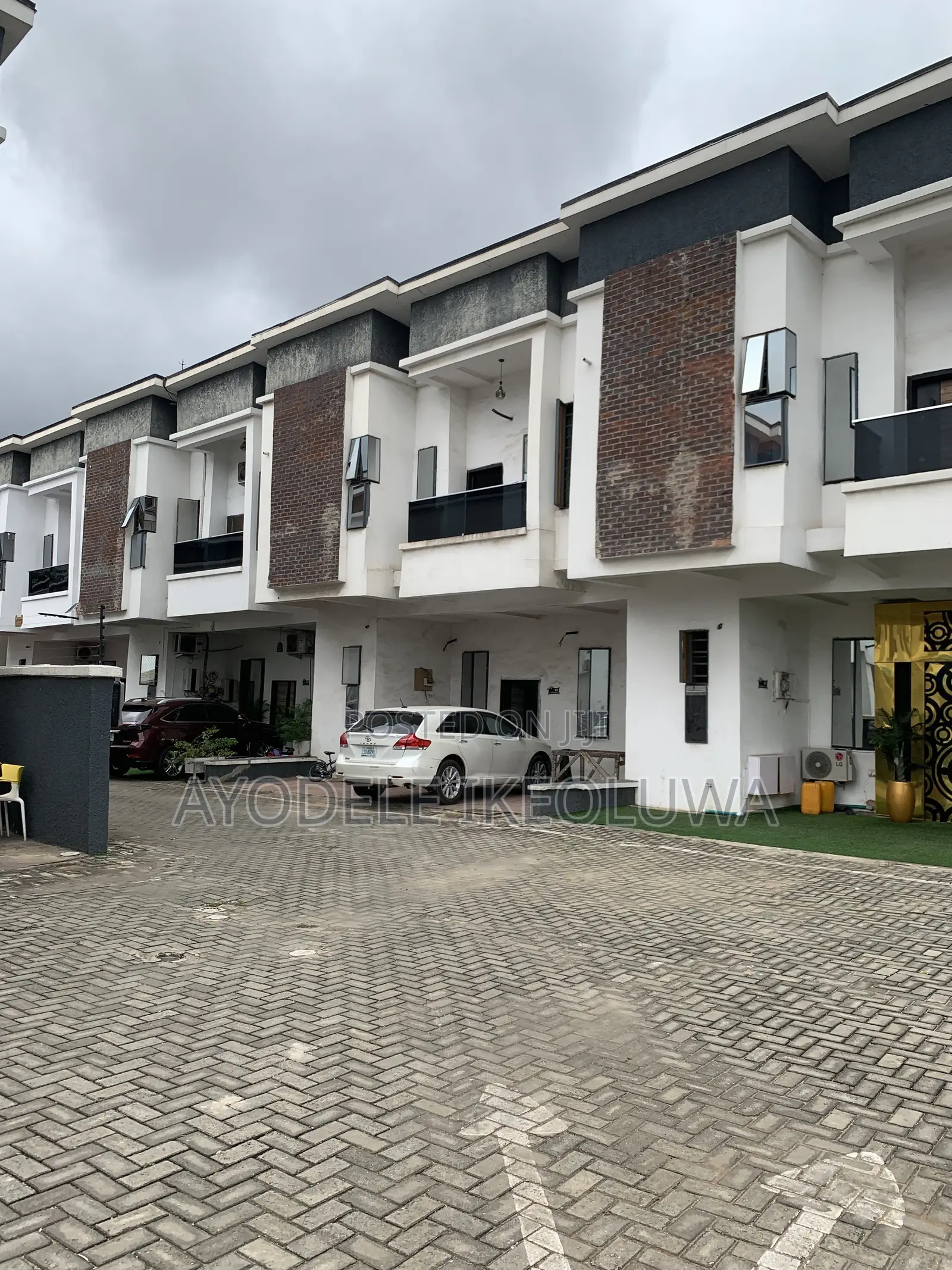 Furnished 3bdrm Duplex in Isheri Road, Iseri for sale in Iseri