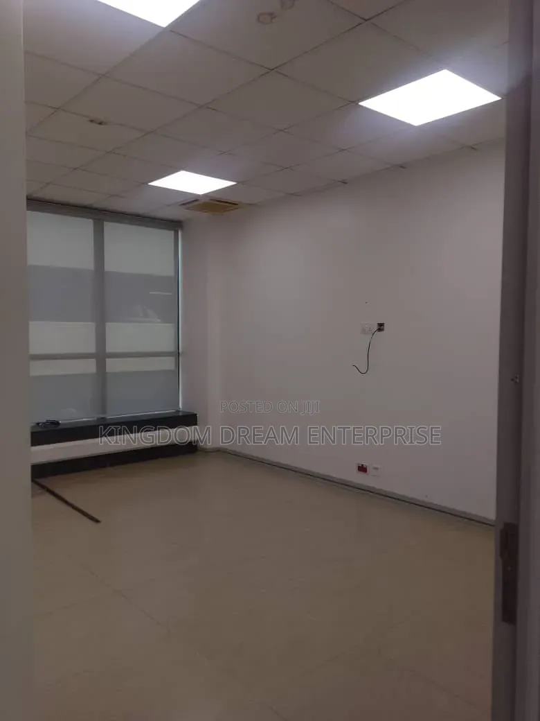 280sqm Office 6th Floor Victoria Island, Lagos. in Ligali Ayorinde