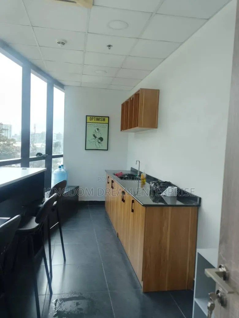 280sqm Office 6th Floor Victoria Island, Lagos. in Ligali Ayorinde