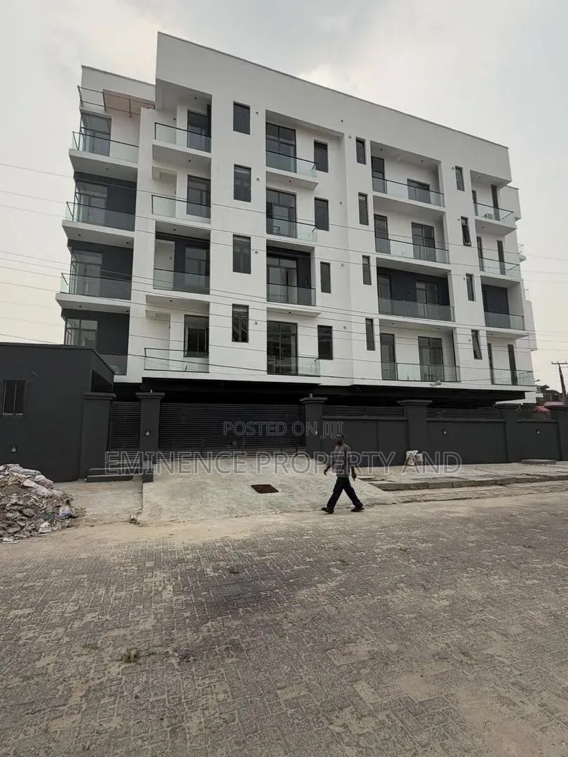 2bdrm Apartment in Lekki Phase 1 for rent in Lekki Phase 1