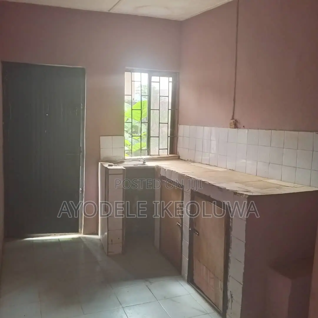 3bdrm House in Agric Road, Egan for rent in Egan