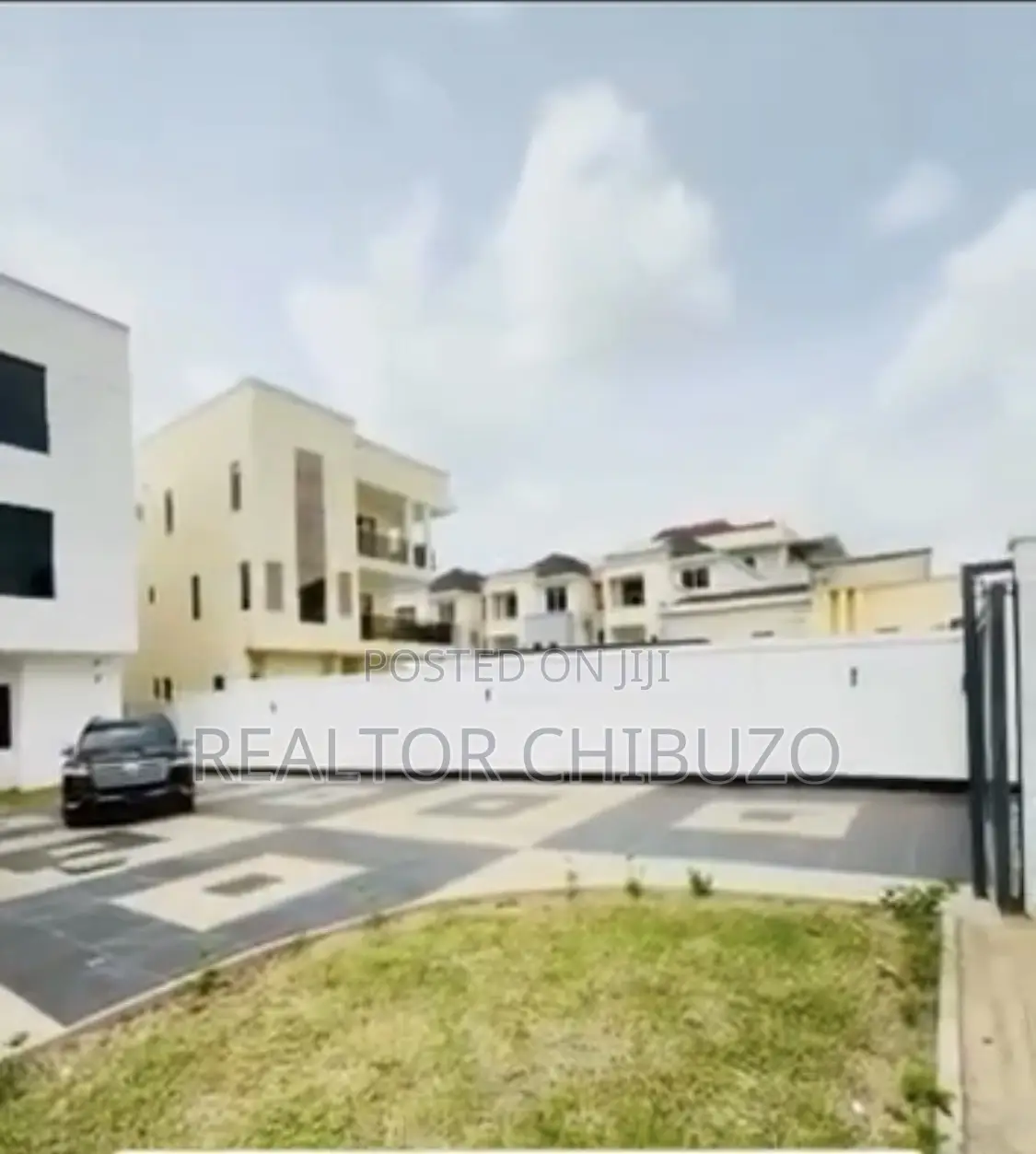 Furnished 7bdrm Duplex in Abuja Top Realty, Guzape District for sale in Guzape District