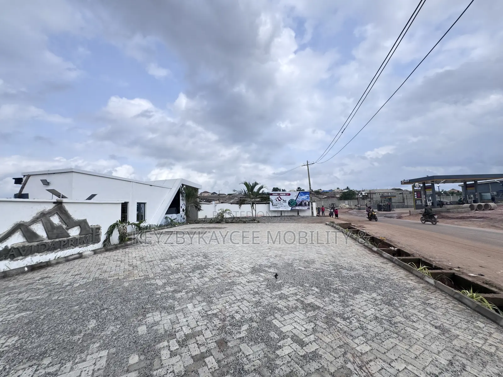 Prime Land for Sale in an Already Habited Community in Ipaja Road