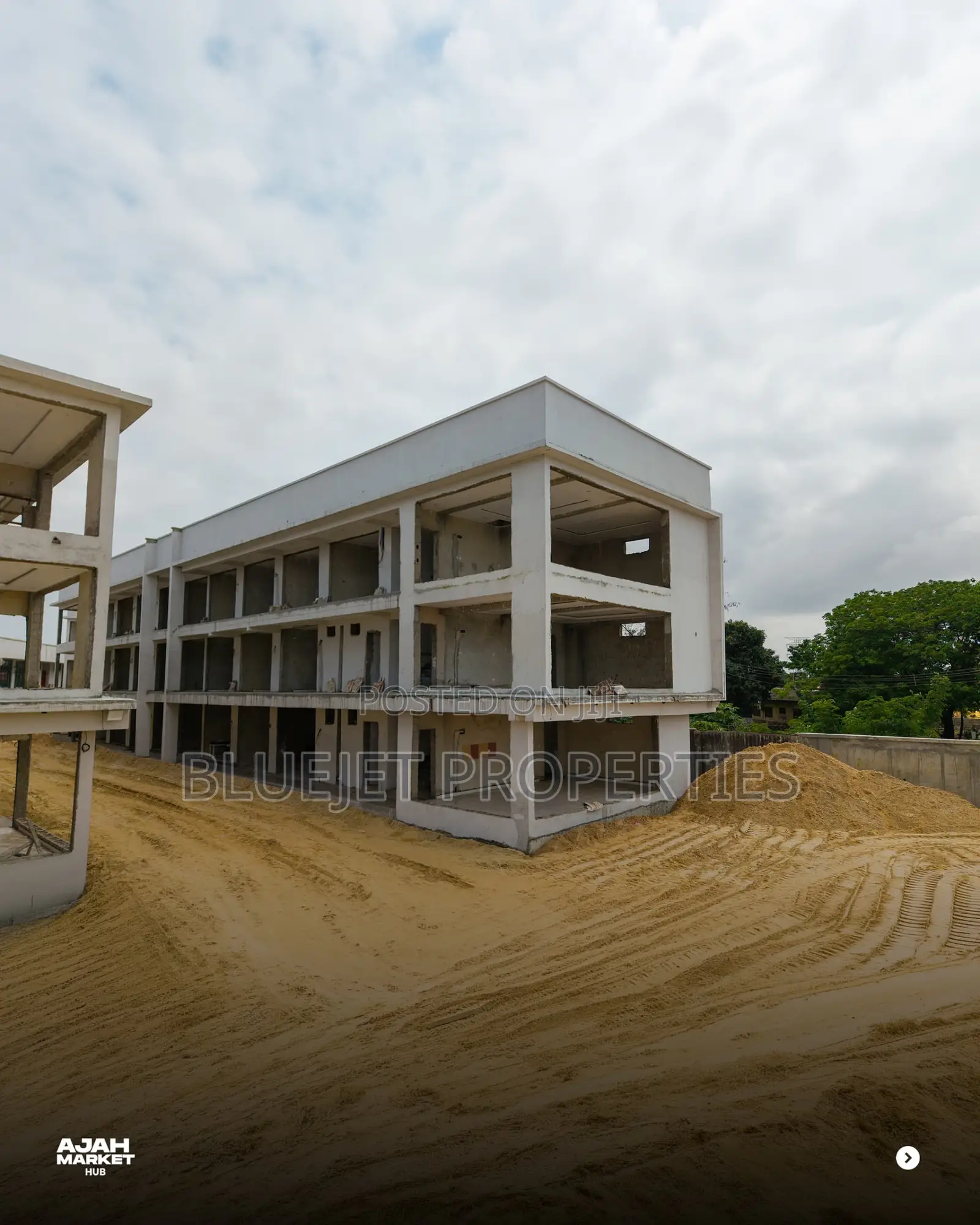Shops for Sale in Ajah in Off Lekki-Epe Expressway