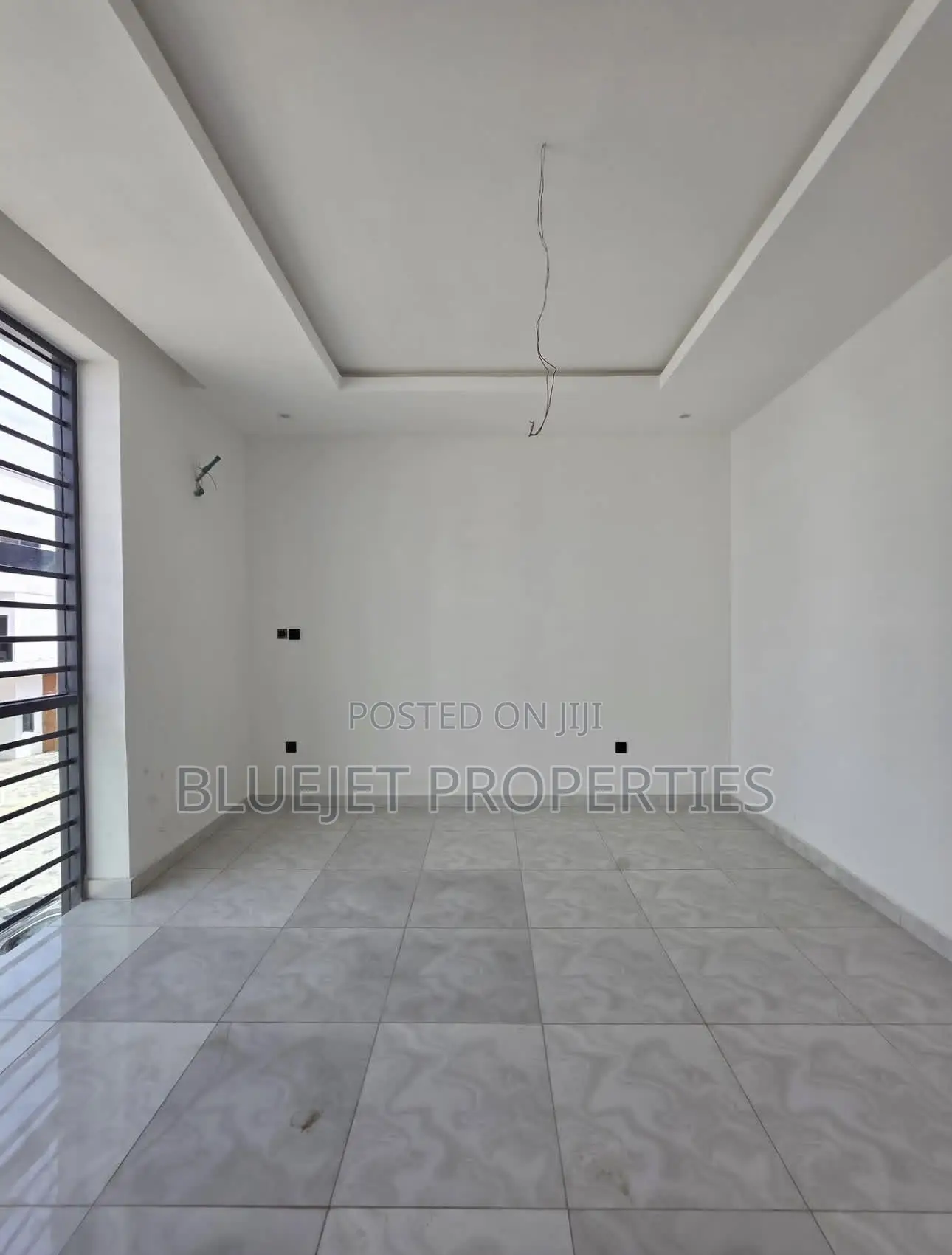 3bdrm Duplex in Ogombo for sale in Ogombo