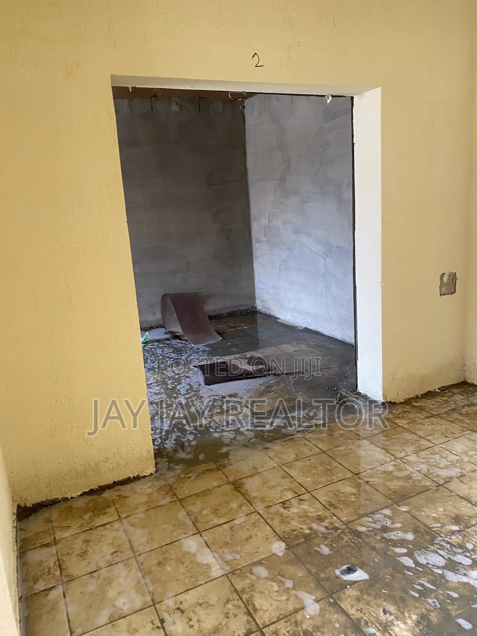 Shop for Rent in Garki 2