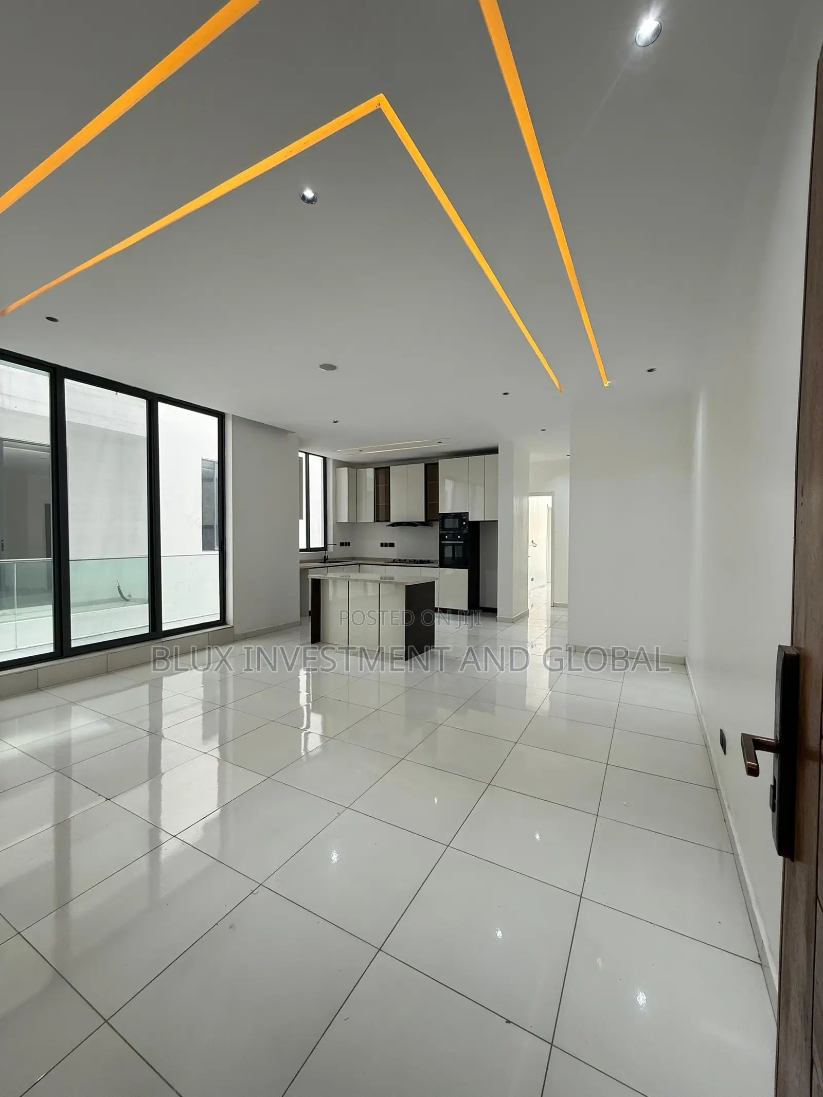 2bdrm Apartment in Vi Extension for sale in Victoria Island Extension