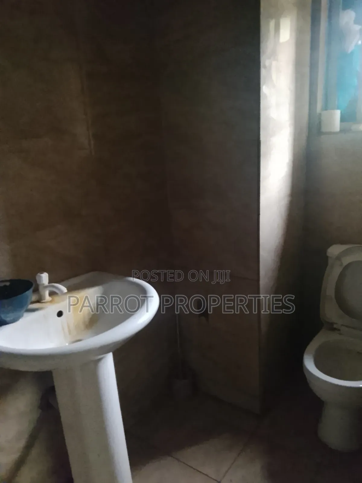Ground Floor Shop/Office Space at Gwarimpa Main in Dawaki